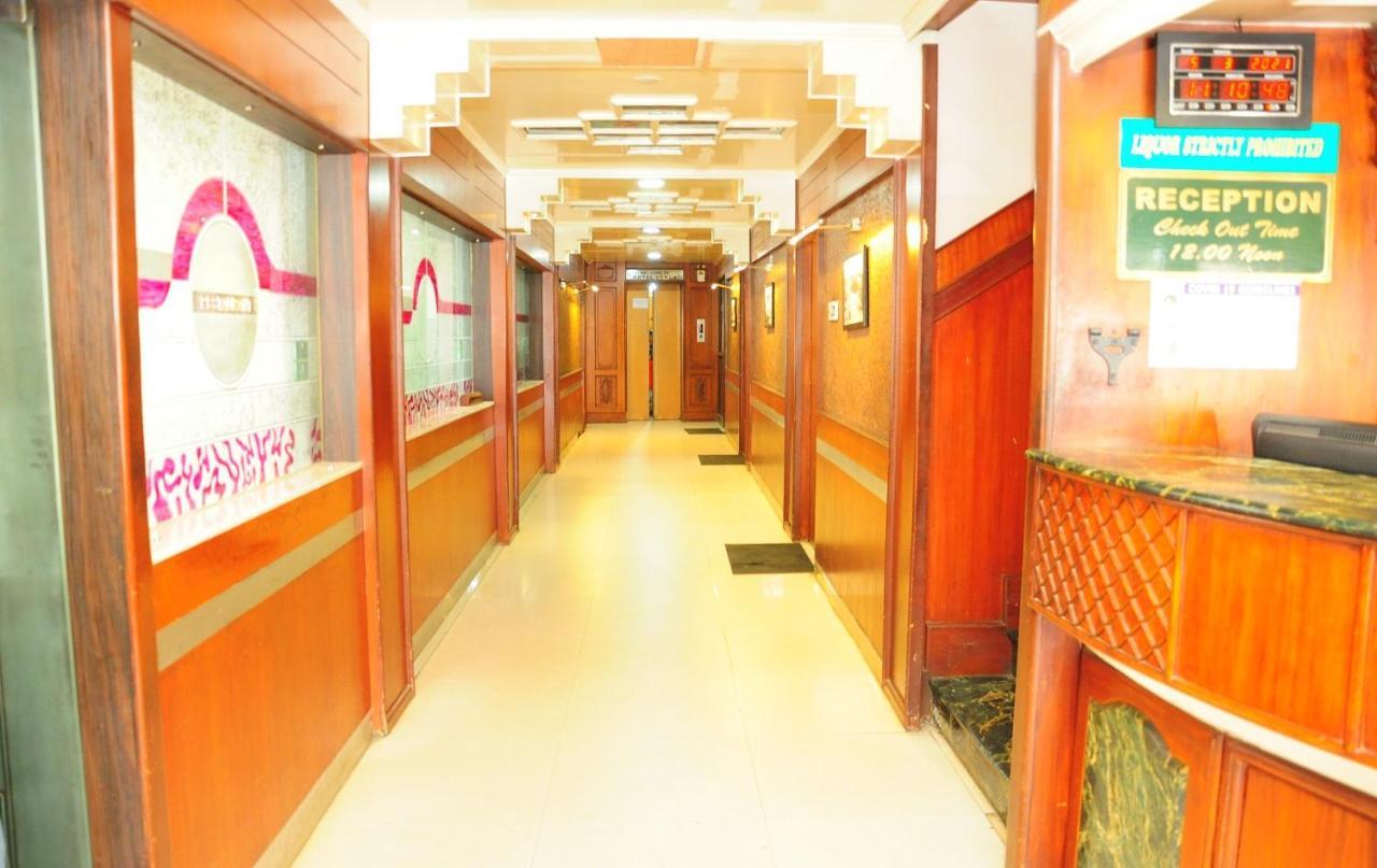 Hotel Venus Udagamandalam Exterior photo